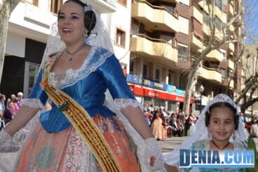Ofrenda de Fallas 2013 en Dénia 46