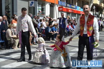 Ofrenda de Fallas 2013 en Dénia 49