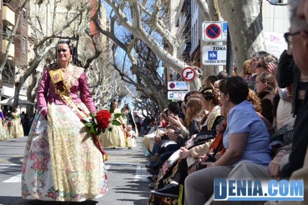 Ofrenda de Fallas 2013 en Dénia 88
