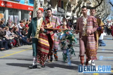 Ofrenda de Fallas 2013 en Dénia 94