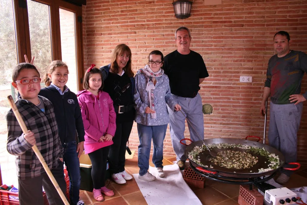 Comida de Ludai y el AMPA del Raquel Payà 01