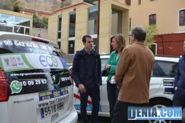 Dénia, más sostenible gracias a los dos primeros ECOTAXIS cero emisiones del país 4 Dénia cuenta con los dos primeros ECOTAXIS del país 01