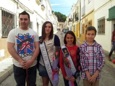 Presentación de cargos 2014 en la Falla Les Roques 05
