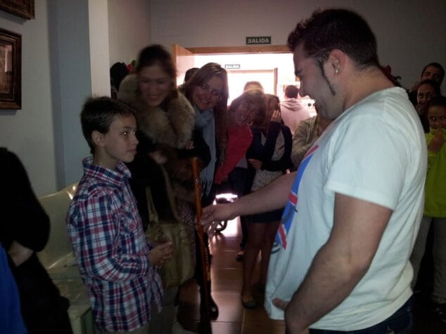 Presentación de cargos 2014 en la Falla Les Roques 11