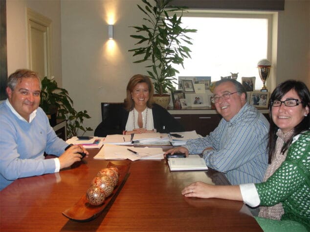 Reunión de la alcaldesa con la Asociación de Constructores y Empresas Afines de Dénia