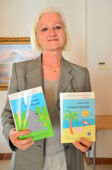 Claudia Peter Dénia
