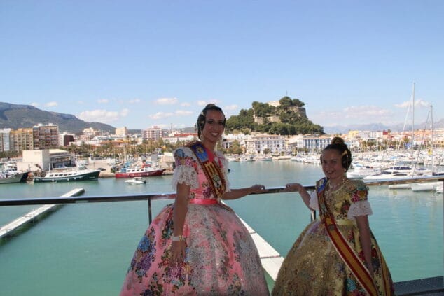 Convivencia de las candidatas a Bellea del Foc de Alicante en Dénia 03