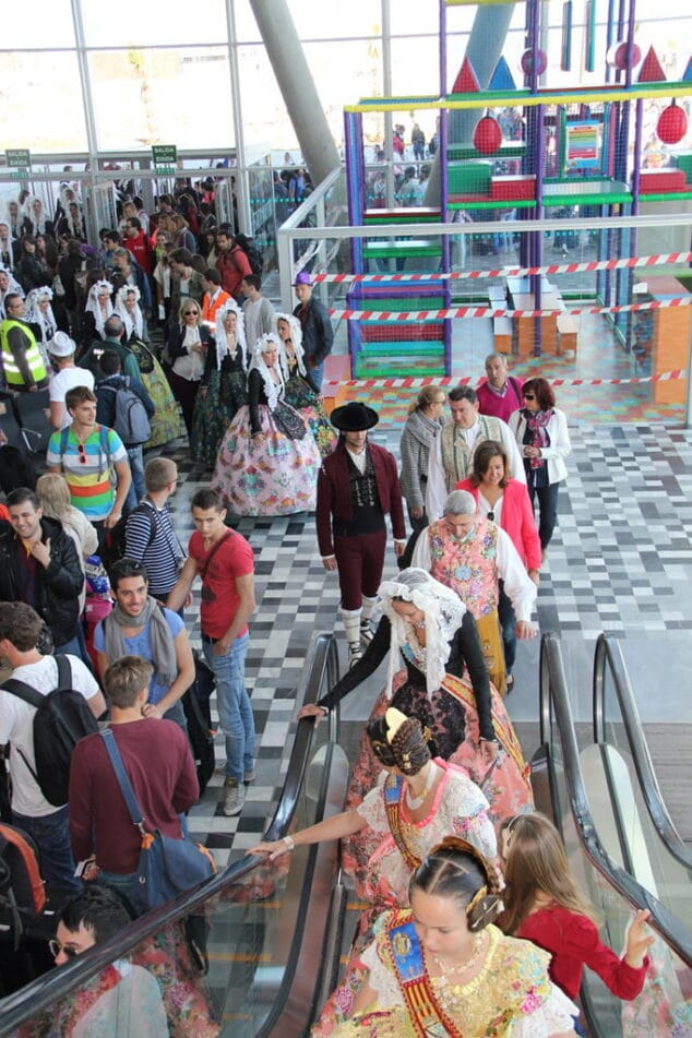 Convivencia de las candidatas a Bellea del Foc de Alicante en Dénia 08