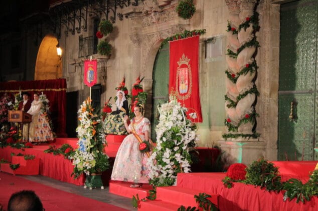 Marta Tabernero a la presentació de la Bellea del Foc d'Alacant 2013