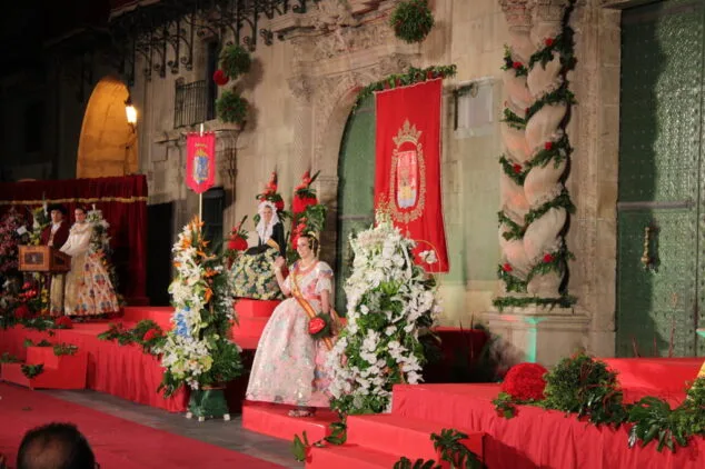 Marta Tabernero en la presentación de la Bellea del Foc de Alicante 2013