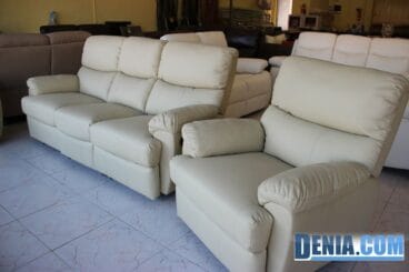 Mobelsol Dénia, muebles de jardín y terraza, sofás de piel en blanco
