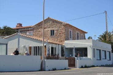 Restaurante Ca Nano en el final de Les Rotes