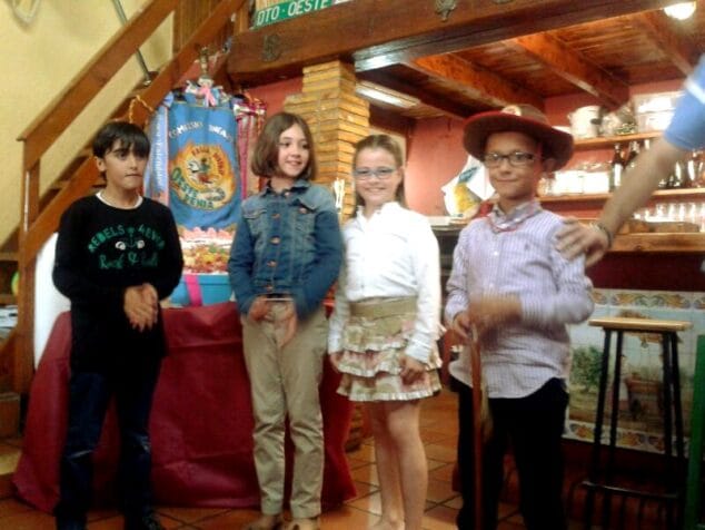 Treta infantil 2014 en la Falla Oeste 05