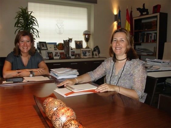 Cristina Sellés se reúne con la alcaldesa de Dénia