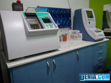Delamar Óptics, taller propio de montaje