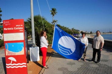 Izada de banderas azules en Dénia 2013