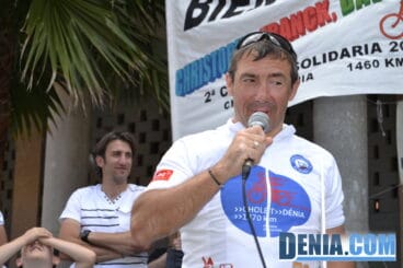 Llegada de los ciclistas de la carrera solidaria Cholet – Dénia 14