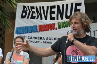 Llegada de los ciclistas de la carrera solidaria Cholet – Dénia 18