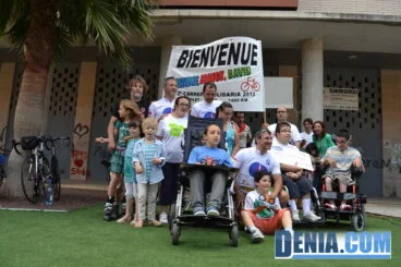 Llegada de los ciclistas de la carrera solidaria Cholet – Dénia 21