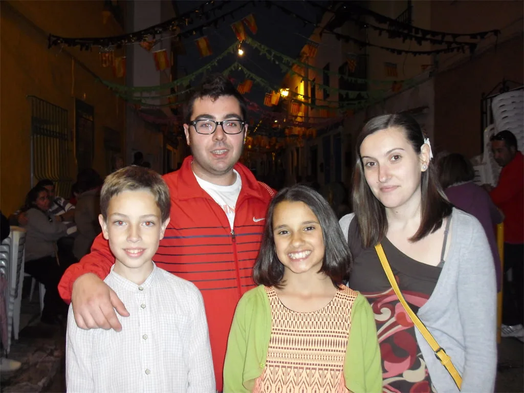 Los cargos de Les Roques en las fiestas de la Santísima Trinidad Los cargos de Les Roques en las fiestas de la Santísima Trinidad
