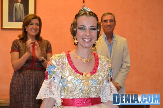 Dénia celebra el nombramiento de sus nuevas Falleras Mayores, Sara y Paloma 18 Nombramiento de las Falleras Mayores de Dénia 2014 17