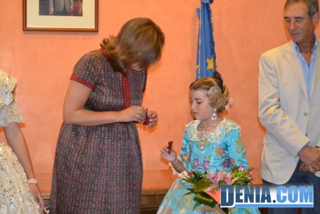 Dénia celebra el nombramiento de sus nuevas Falleras Mayores, Sara y Paloma 32 Nombramiento de las Falleras Mayores de Dénia 2014 31