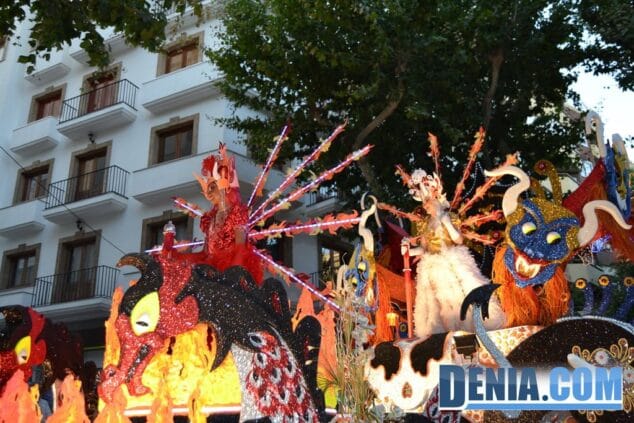 64 Carrozas de Dénia 2013 Falla Les Roques