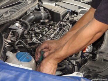 Una buena revisión de coche es necesaria para tu seguridad en la carretera