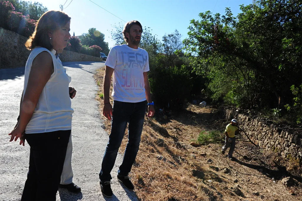 Los alumnos del Plan de Empleo adecúan los barrancos de Santa Llúcia 1 Barranco de Santa Lucía en Dénia