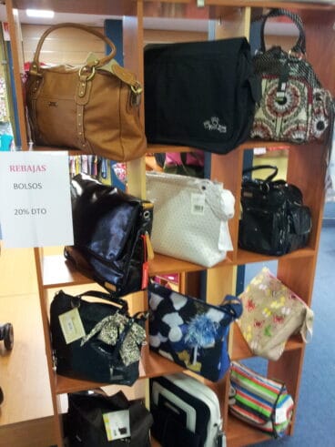 Bolsos en promoción BabyShop Dénia