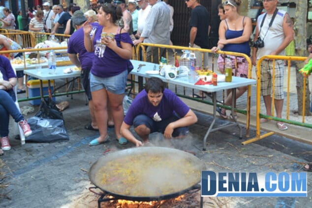 Concurso de paellas falleras día del fallero Fiestas de Dénia 2013 7