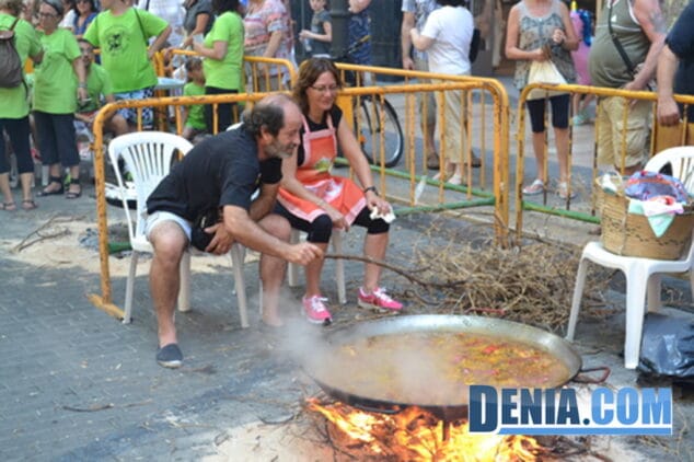 Concurso de paellas falleras día del fallero Fiestas de Dénia 2013 8