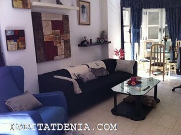 Habitat Denia, venta piso centro ciudad, zona Avenida Marquesado todo exterior y muy soleado.