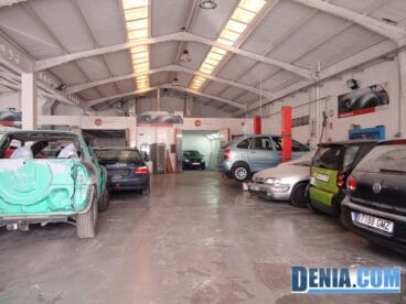 Talleres Salvá, taller mecánico para coches de todo tipo y embarcaciones