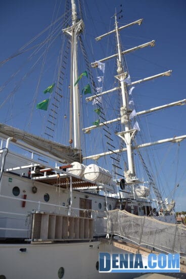 Buque Estrella polar en Dénia