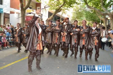 Desfile de gala de Moros y Cristianos Dénia 2013 – Marins Corsaris