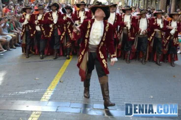 Desfile de gala de Moros y Cristianos Dénia 2013 – Marins Corsaris