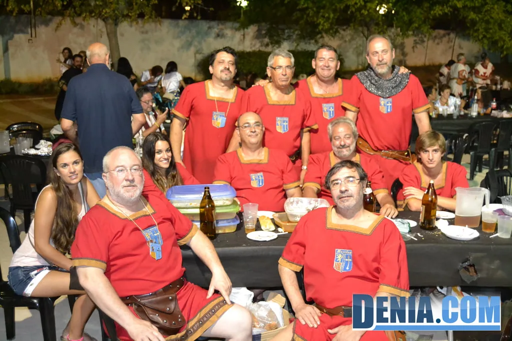 Cena de acampada - Filà Mozàrabes
