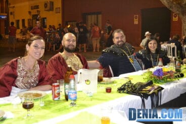 Capitanes y abanderadas 2013 de Dénia