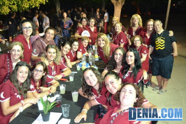 08 Cena de acampada Filà Alkamar