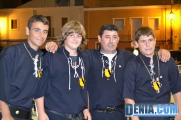 Festeros de la Filà Deniers en la recepción cristiana