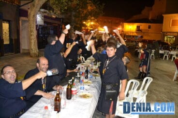 Mesa de la Filà Deniers en la recepción cristiana 2013