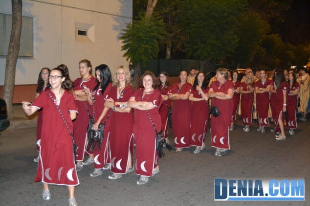 15 Filà alkamar durante la entraeta de la recepción mora