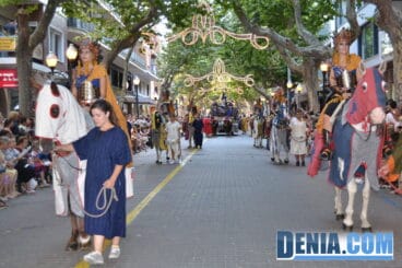 Boato de la capitanía cristiana de Dénia 2013 – Guardia de la abanderada