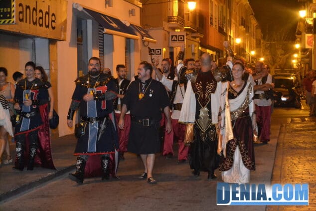 16 Entraeta por la calle Pare Pere
