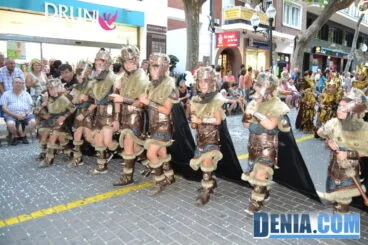 Desfile infantil Moros y Cristianos Dénia – Filà Hospitalaris