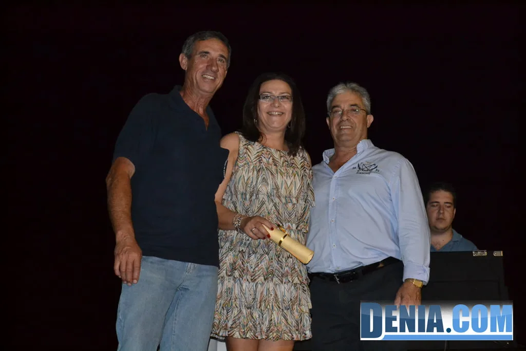 Pergamino a la falla Darrere del Castell
