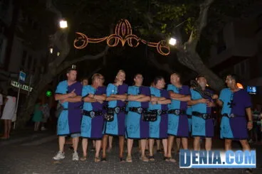 Moros y Cristianos Dénia – Entraeta festera – Filà Creuats