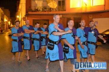 Los Creuats en la entraeta festera de la recepción cristiana