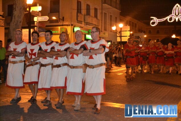 35 Templaris por la Calle Marqués de Campo